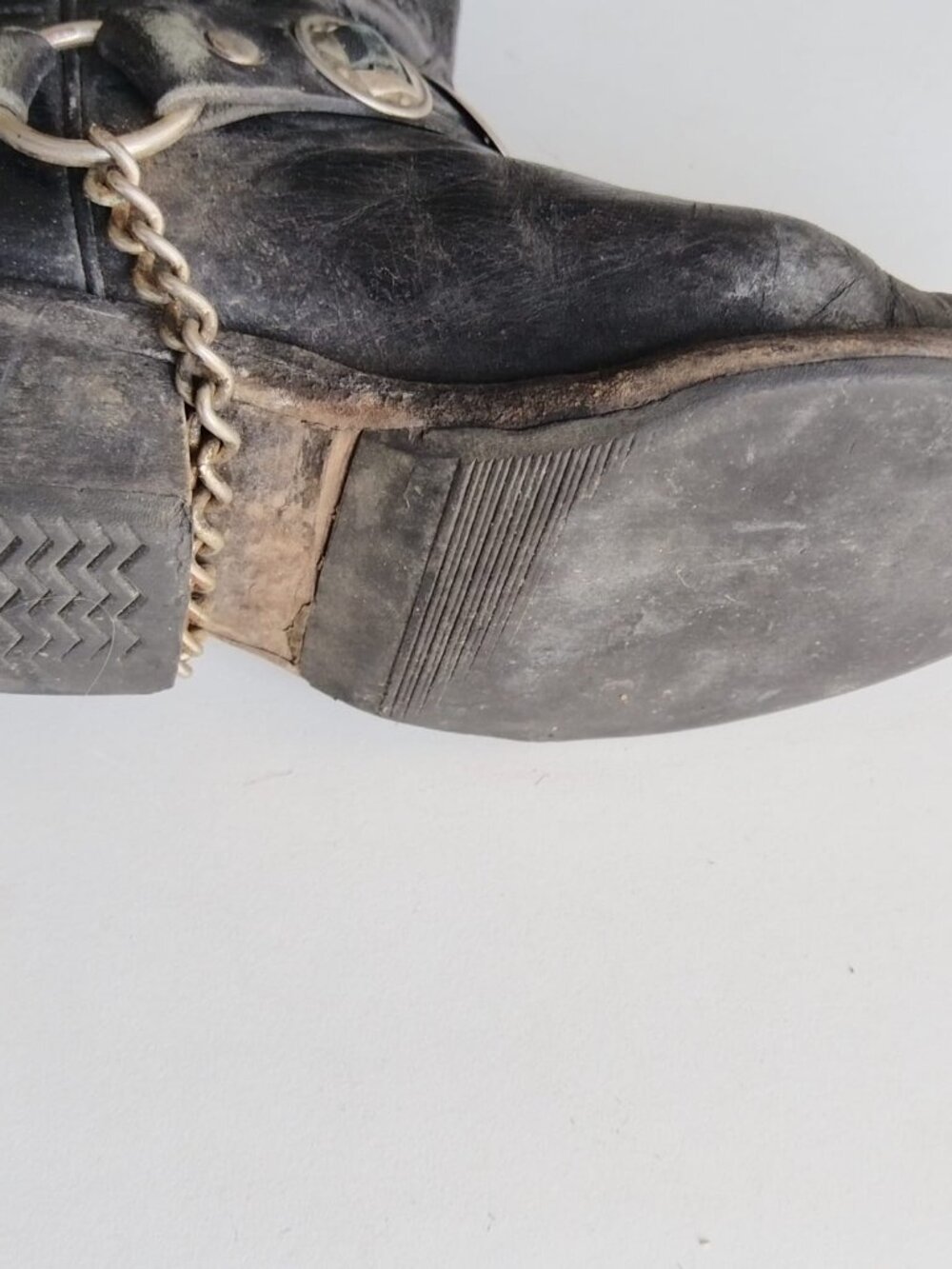 Classic Black Women's Western Cowboy Boots with Silver Toe Caps - Picture 7 of 15